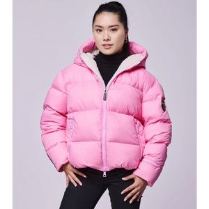 Eleven Elf’s Glow Teddy Pink & Off White